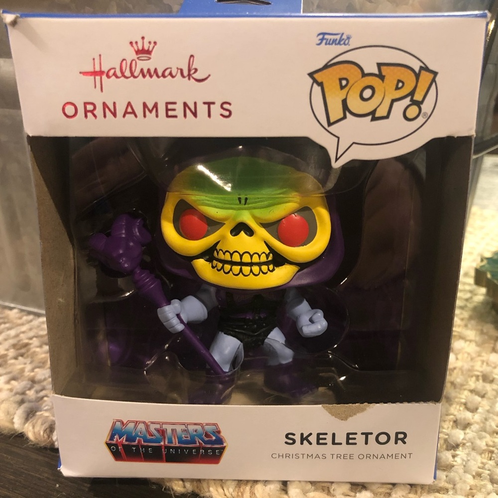 Funko Pop Skeletor Hallmark Ornament Collectible - Picture 4 of 7